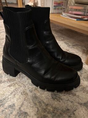 Steve Madden Black Chunky Chelsea Ankle Boots - Women's